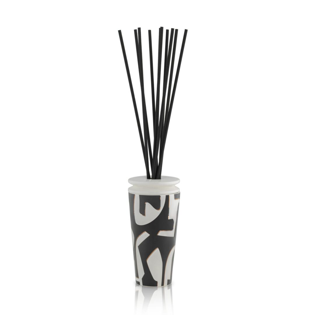 מפיץ ריח 500 מ"ל Kelly Hoppen x House of ILUM