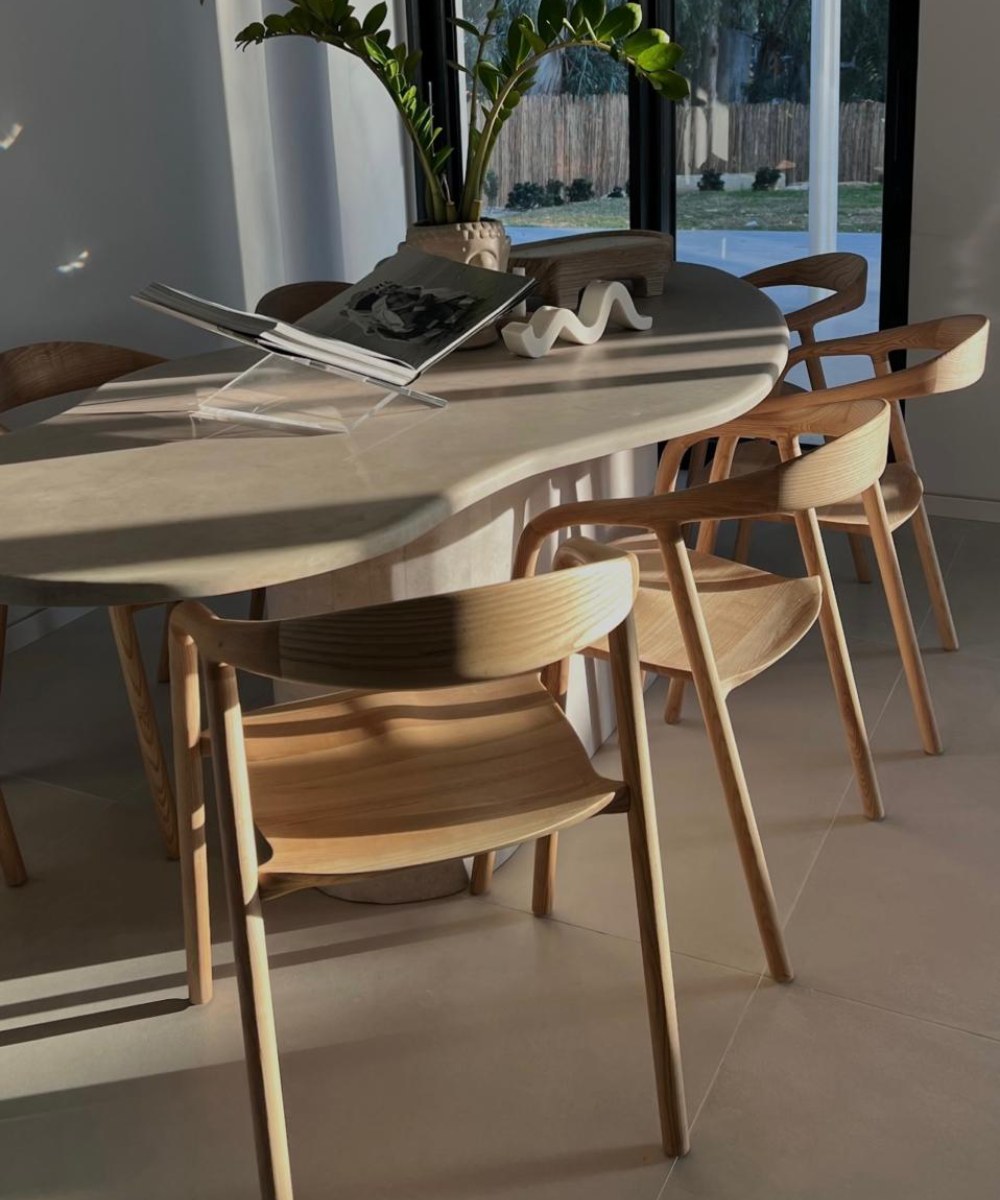 שולחן אוכל שיש טבעי TALIA