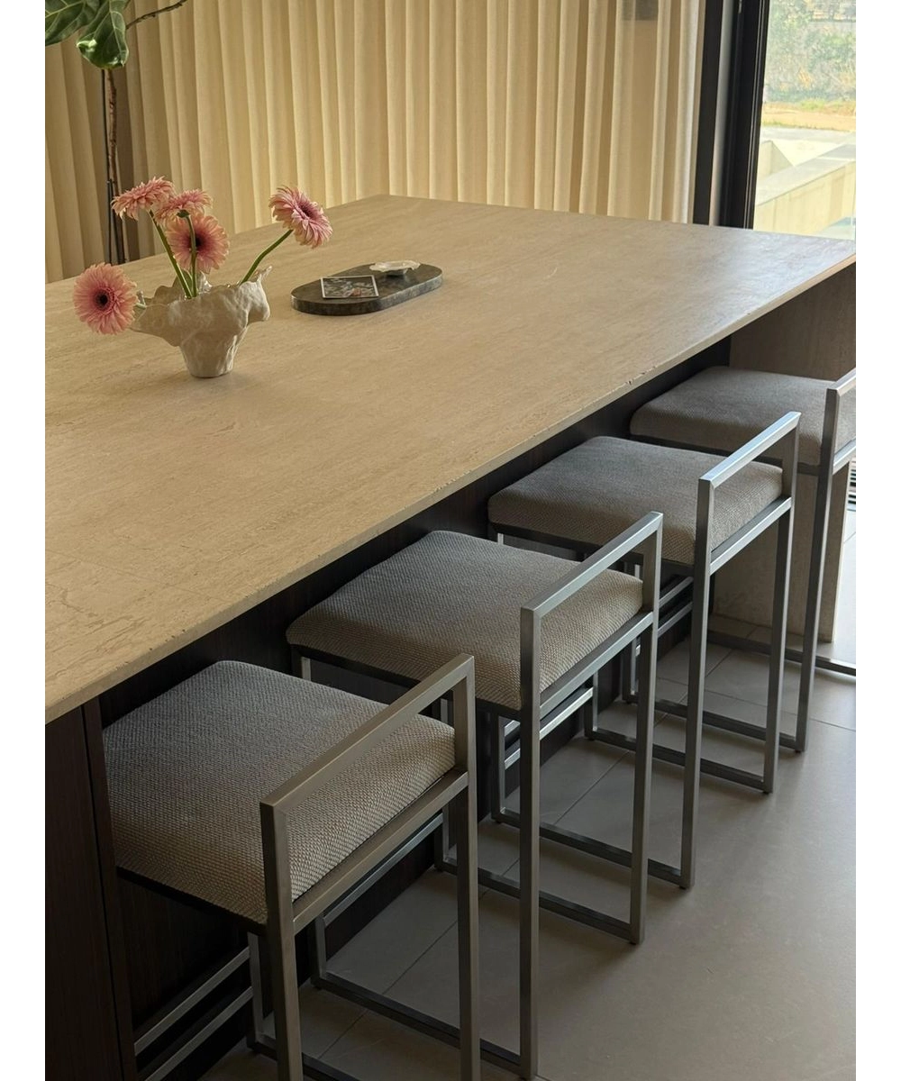 כיסא בר מנירוסטה SHIR