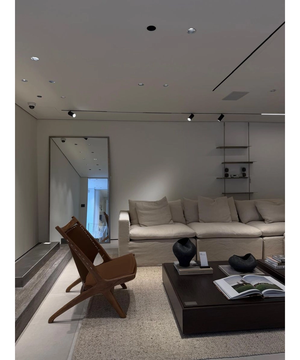 Alternative view of כורסא NATURA