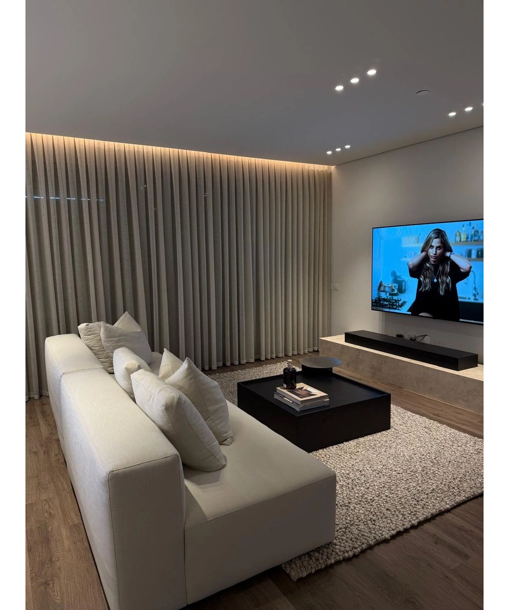 Alternative view of ספה OR